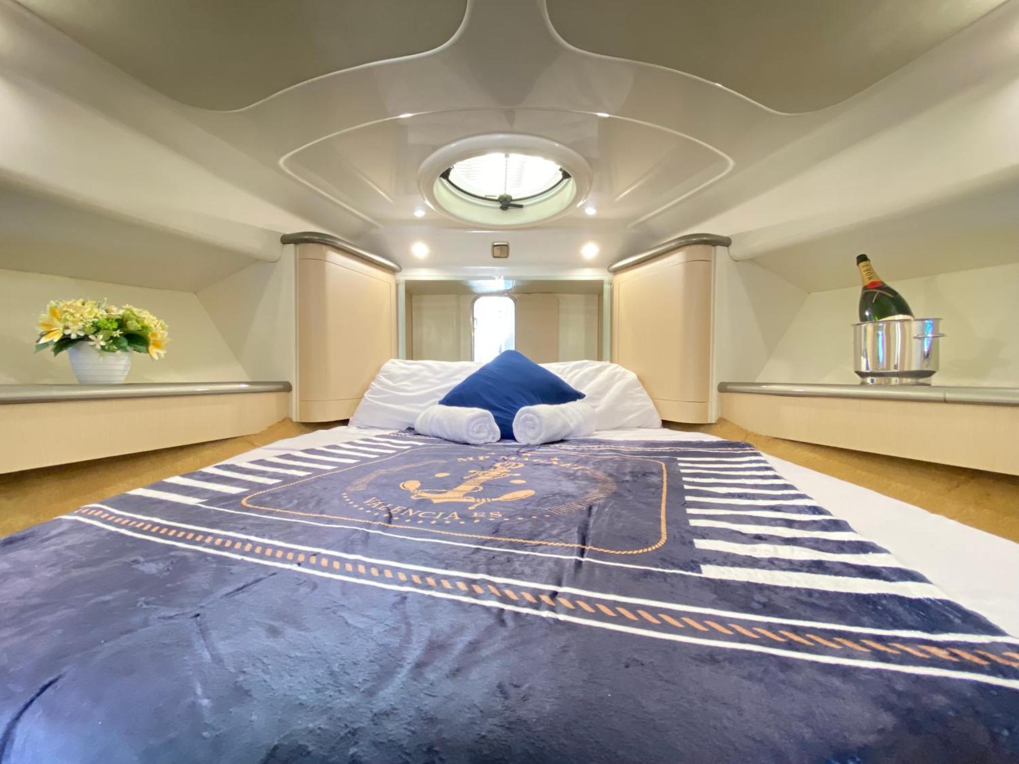 The Valencia Yacht Experience Hotell Eksteriør bilde